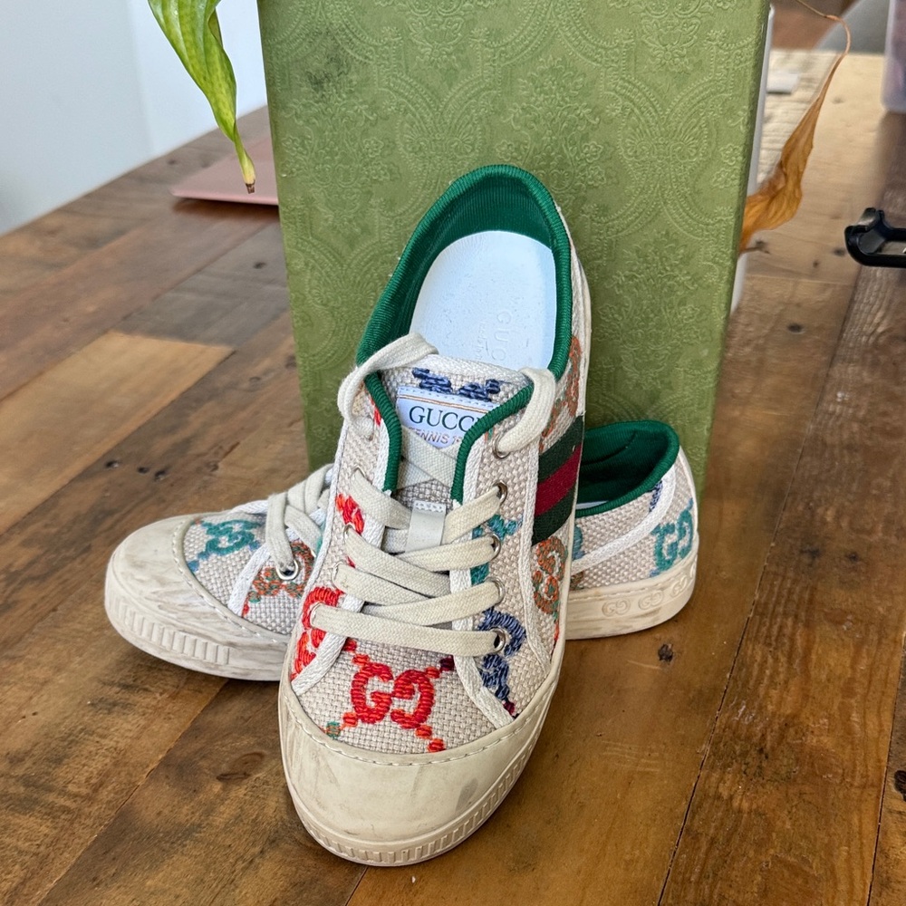 Gucci Kids Beige and Red Sneakers